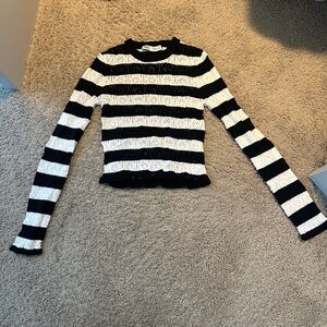 Zara crochet black and white stripped long sleeve